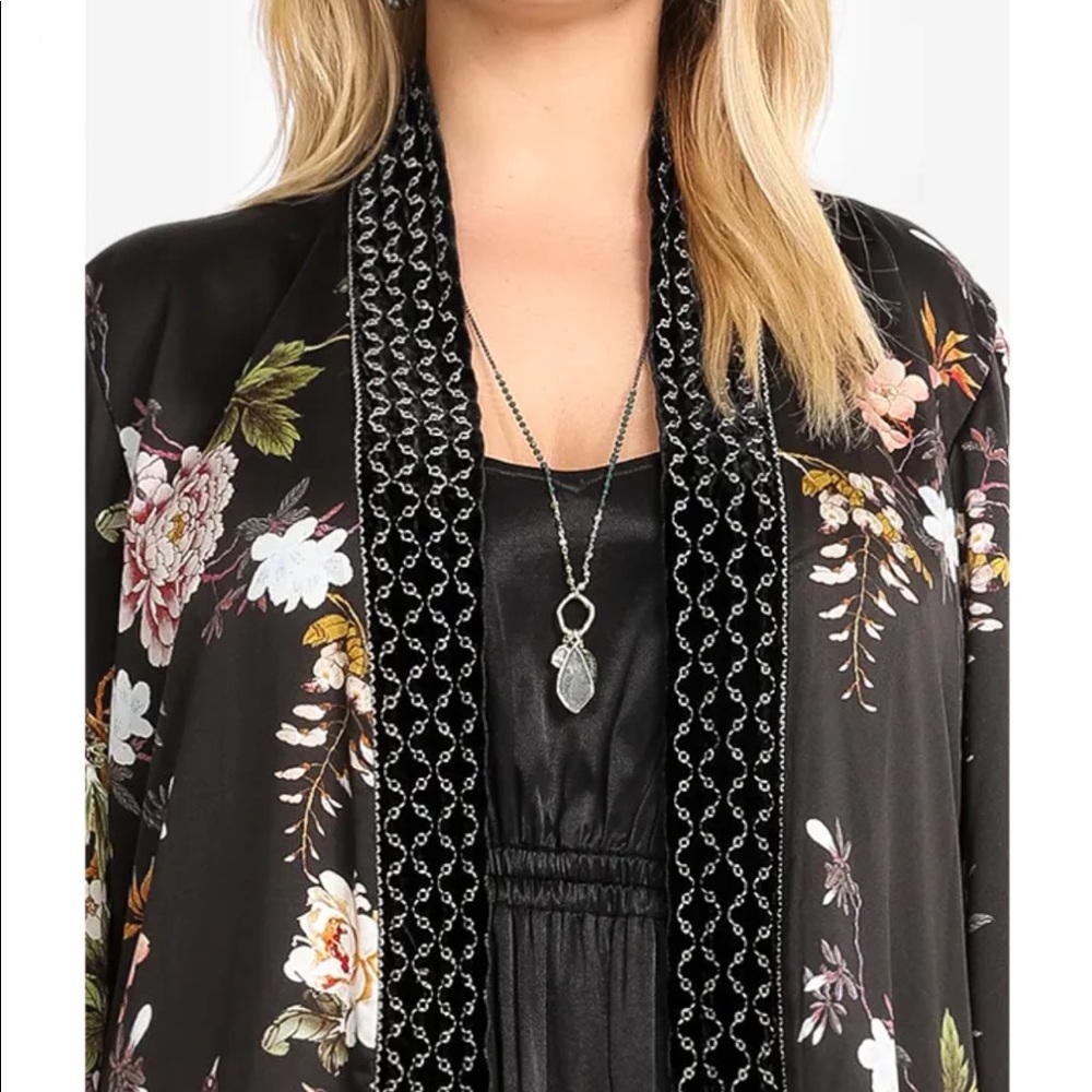 Johnny Was Velvet Mix Kimono - Picture 5 of 6